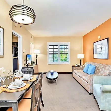 Chic Apartment Near Disney W Pool Hot Tub Arcade